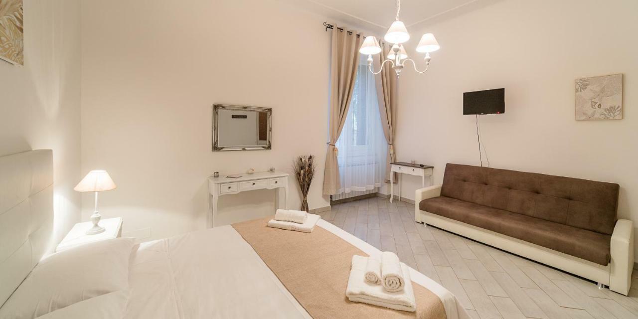 Rooms & Breakfast Dogali Janov Exteriér fotografie